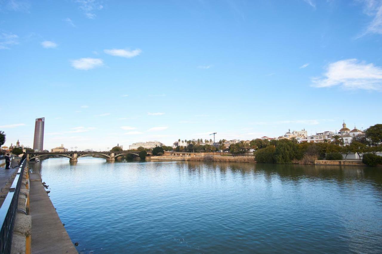 Pureza Oasis Suite Sevilla Eksteriør bilde